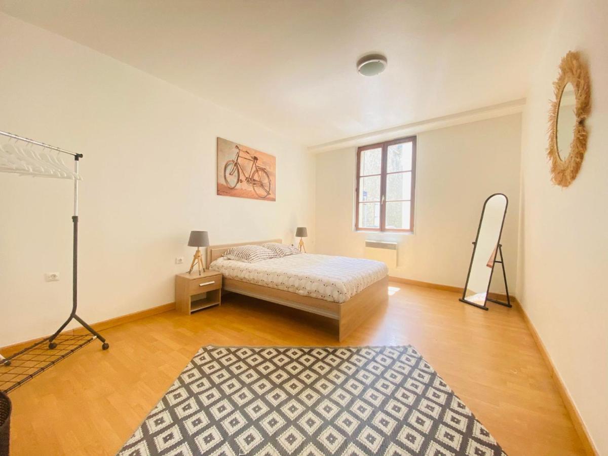 Joli appartement proche cathédrale Laon Exterior foto